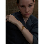 Bracelet manchette réglable double couche plaqué or véritable