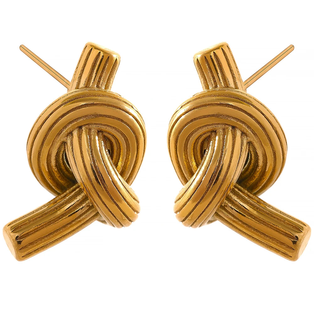 Boucles d'oreilles clous nouées plaqué or véritable