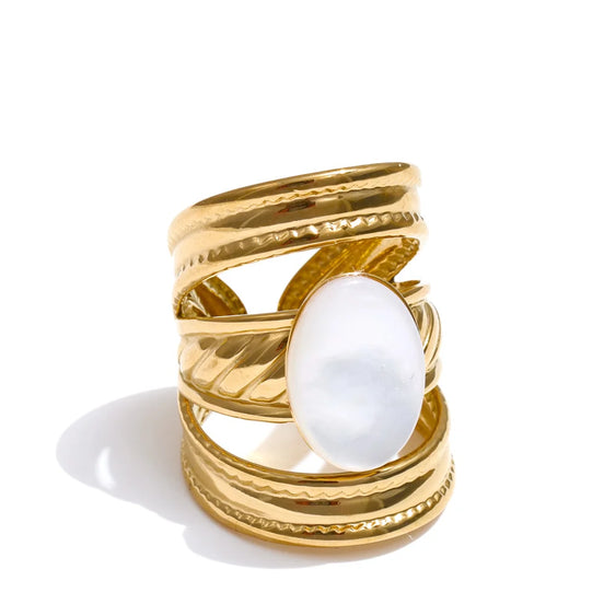 bague large en nacre naturelle design géométrique