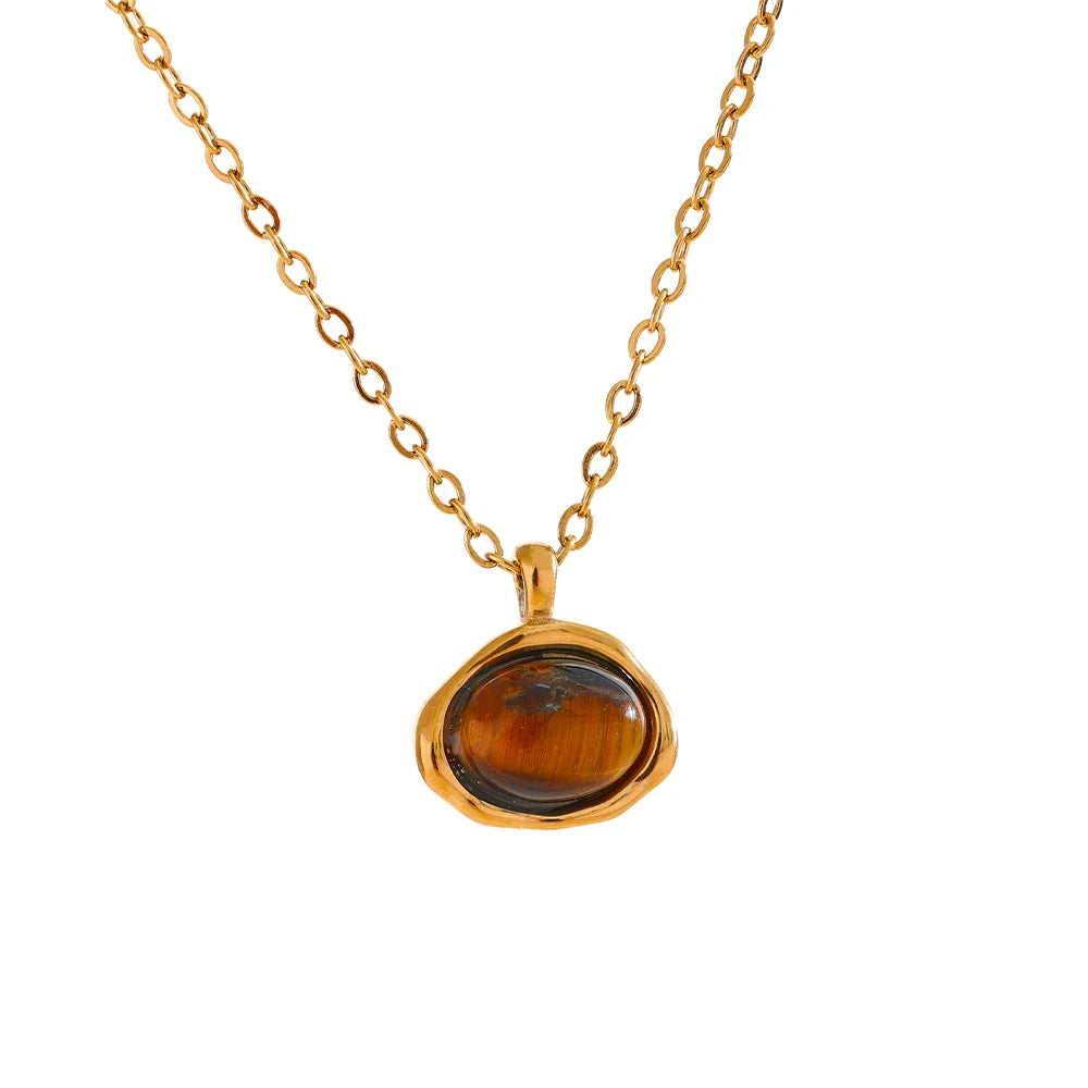 Collier pendentif pierre de tigre doré