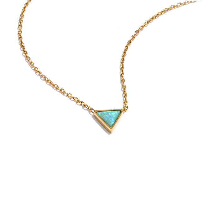 Collier pendentif triangulaire Opale
