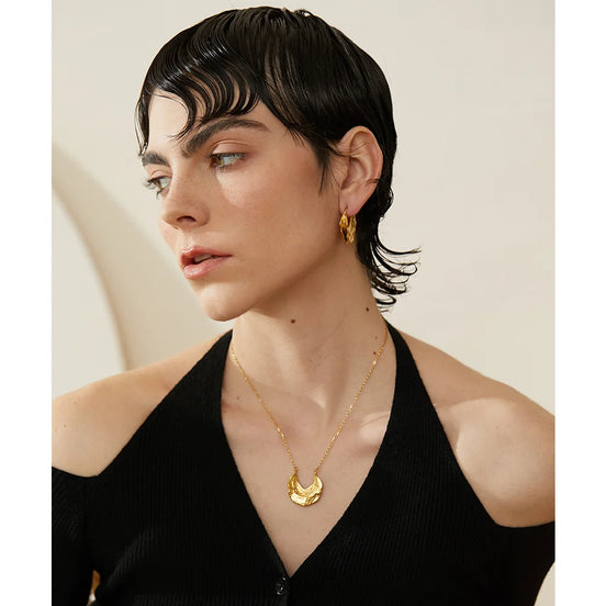 Collier pendentif lune croissante plaqué or véritable