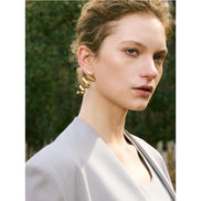 Boucles d'oreilles clous géométriques creux plaqué or véritable